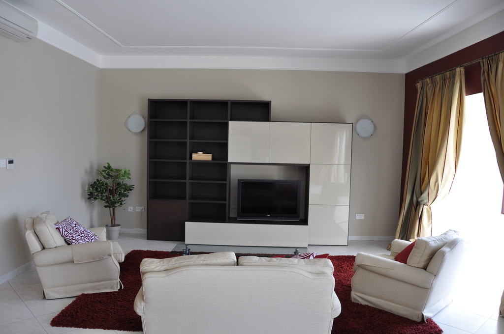 Sliema Seafront Apartment's Image 5