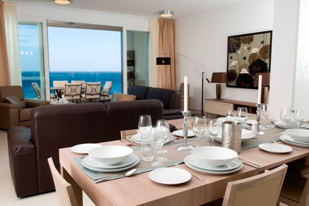 Luxury living sealovers