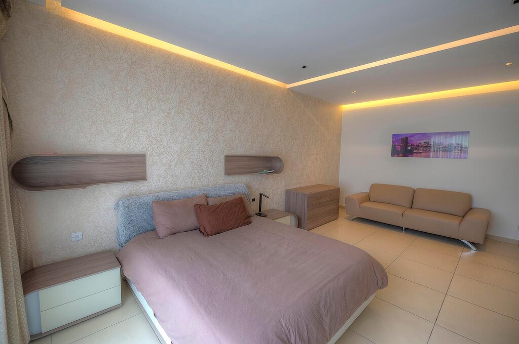 Ibragg Furnished Semi-detached Villa's Image 11