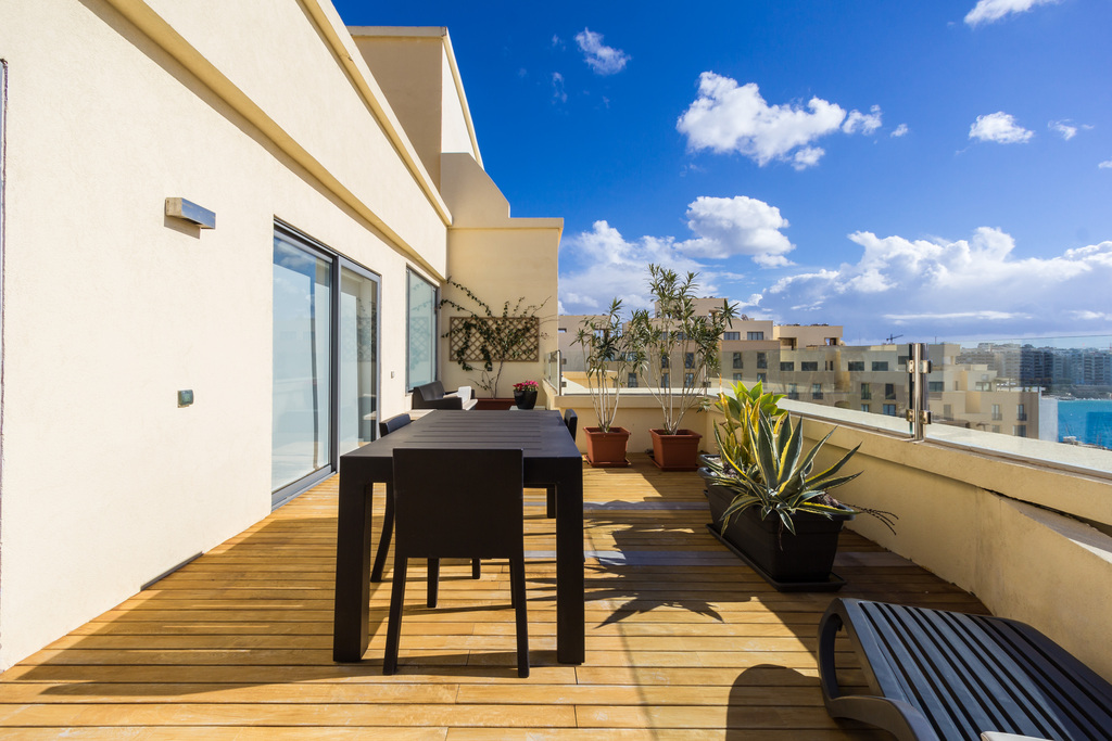 Portomaso Furnished Penthouse's Image 3