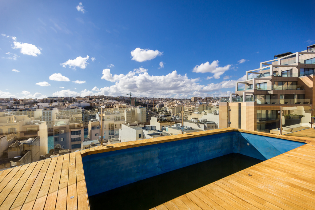 Portomaso Furnished Penthouse's Image 5