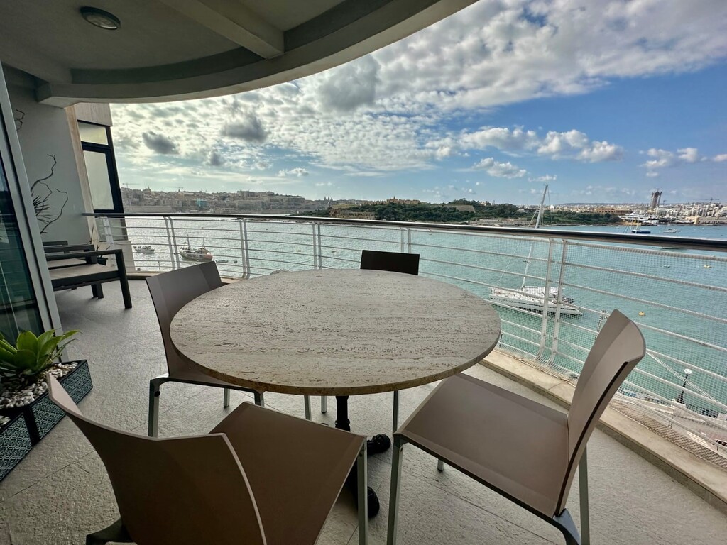 P_000227_Sliema-apartment-to-let