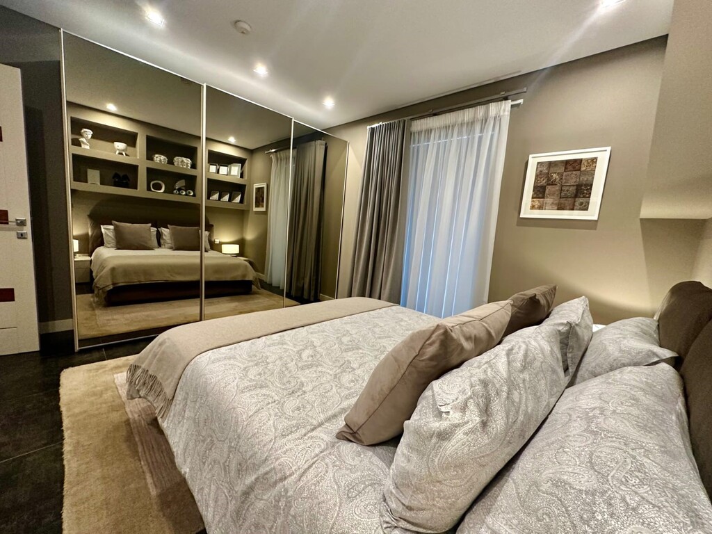Luxury seafront apartment's Image 17