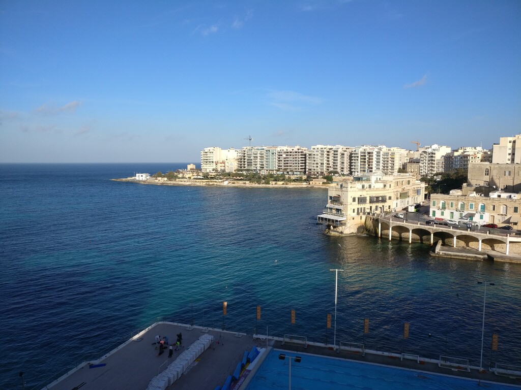 Sliema Seafront Penthouse's Image 3
