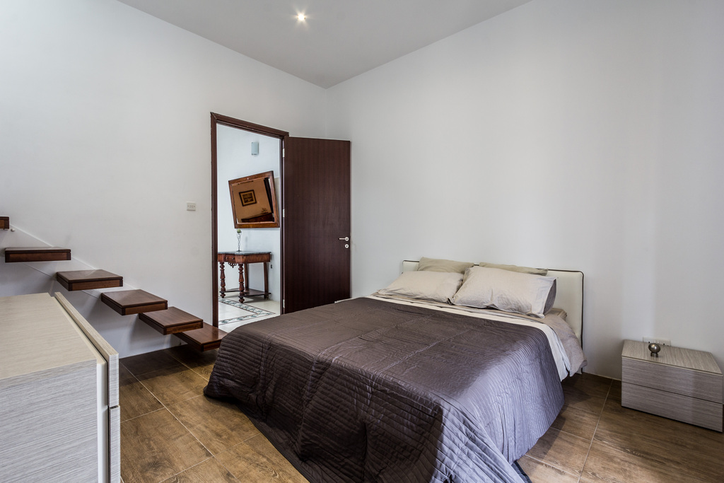 Sliema, Furnished Town House's Image 7