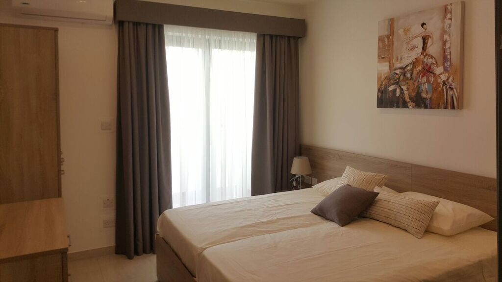 Gzira, Furnished Apartment's Image 3