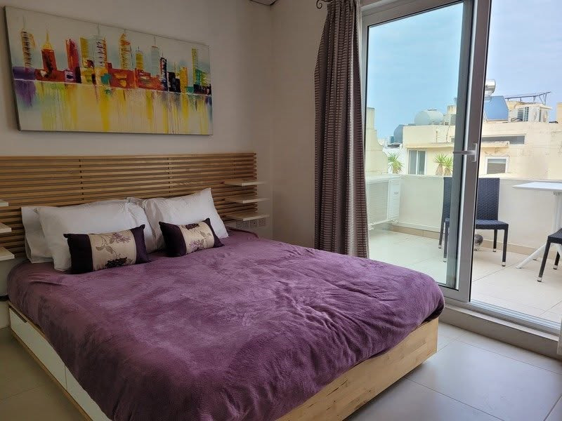 Sliema, Furnished Town House's Image 8