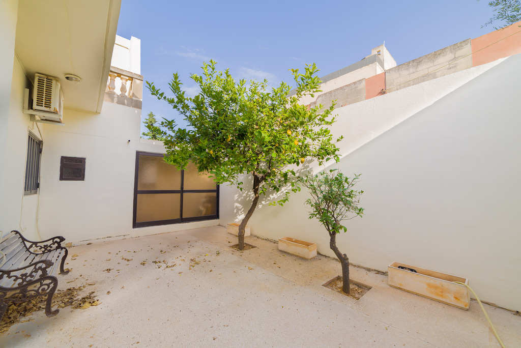 St Julians, Furnished Detached Villa's Image 6