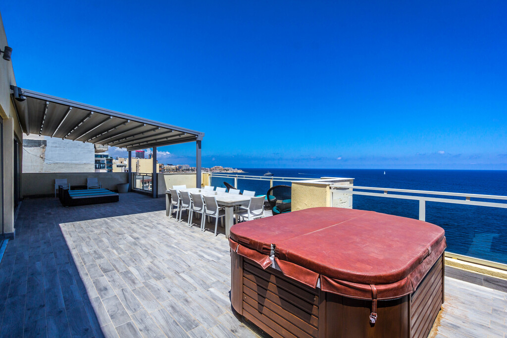 P_000341_Sliema-penthouse-to-let