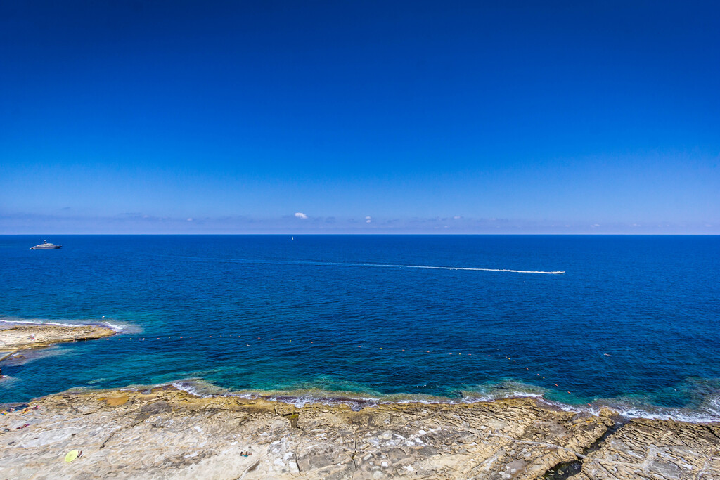 P_000341_Sliema-penthouse-to-let