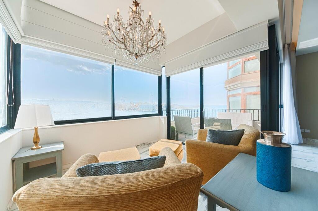 Sliema, Luxurious Apartment's Image 3
