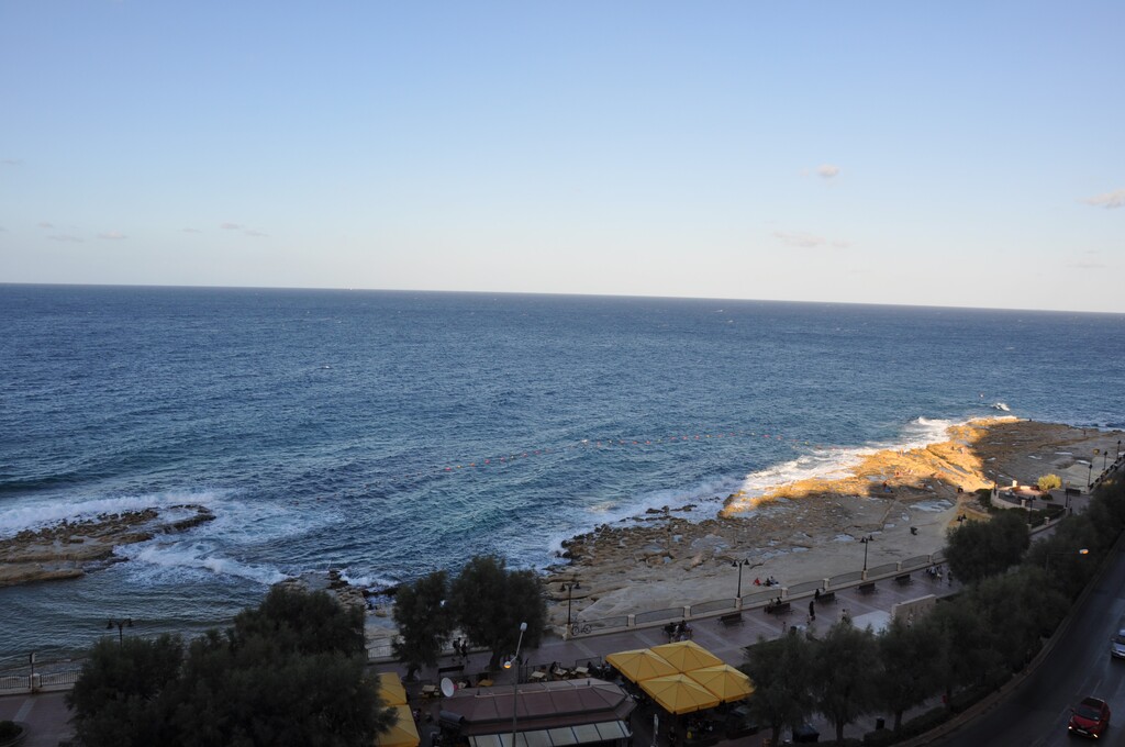 Sliema, Furnished Penthouse's Image 7