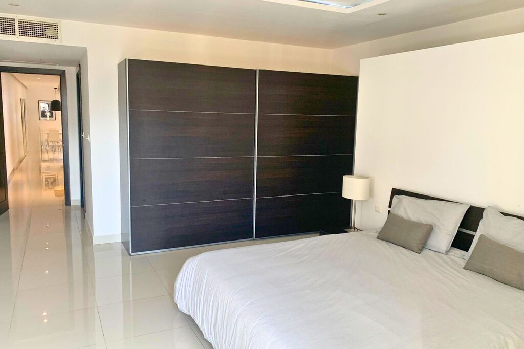 Sliema, Furnished Penthouse's Image 4