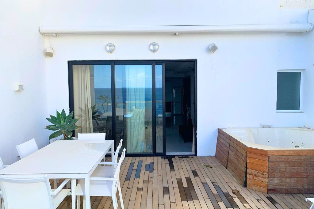 Sliema, Furnished Penthouse's Image 6