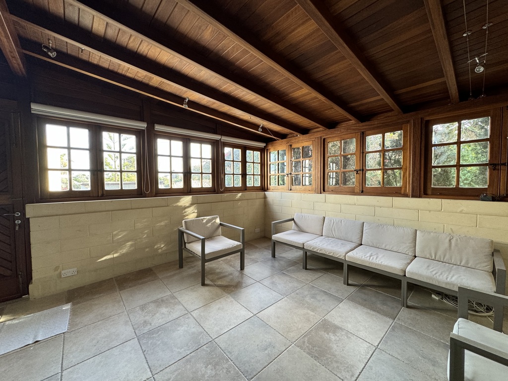 Madliena, Furnished Detached Villa's Image 11