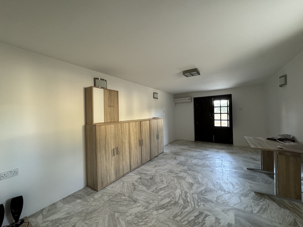 Madliena, Furnished Detached Villa's Image 18