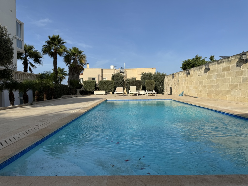 P_000547_Madliena-villa-to-let-2