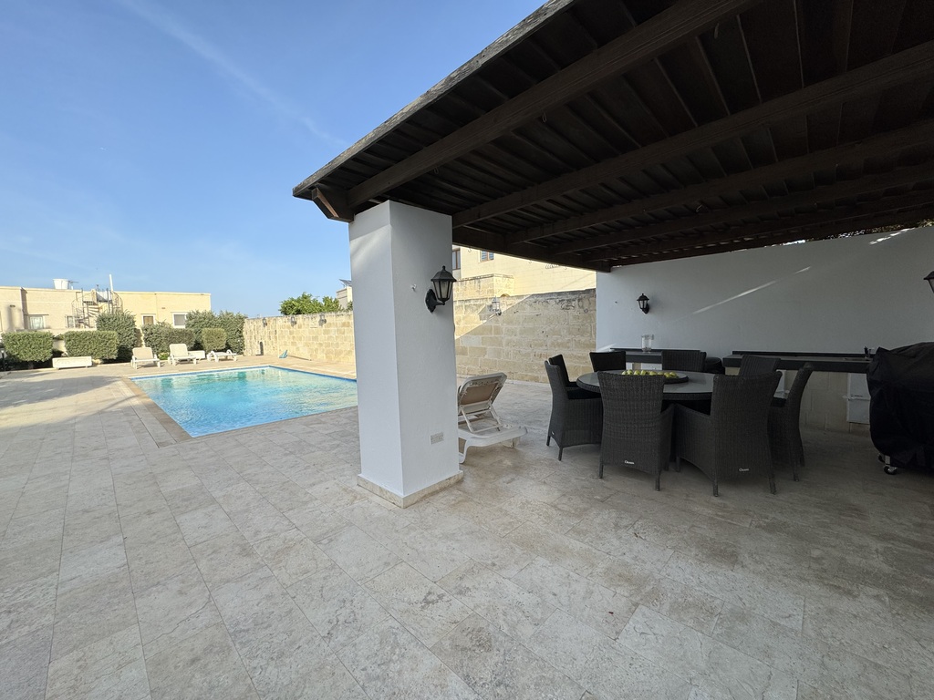 P_000547_Madliena-villa-to-let-2