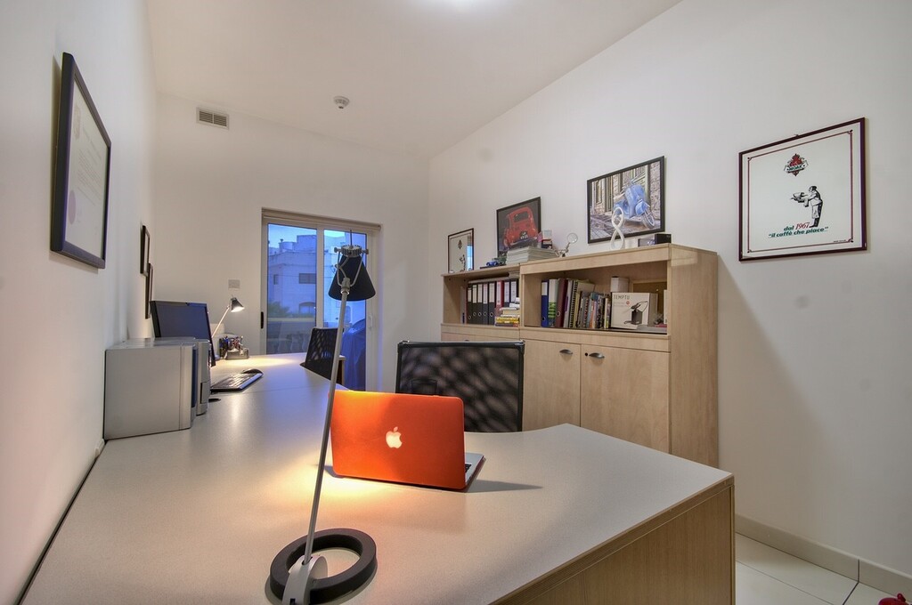 Madliena, Luxurious Finish Apartment's Image 4