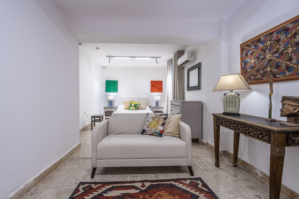 St Julians, Seafront Town House's Image 23