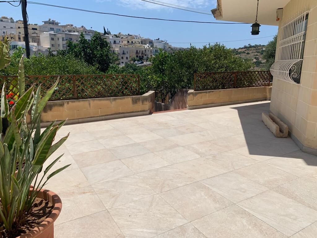 Swieqi, Furnished Maisonette's Image 11