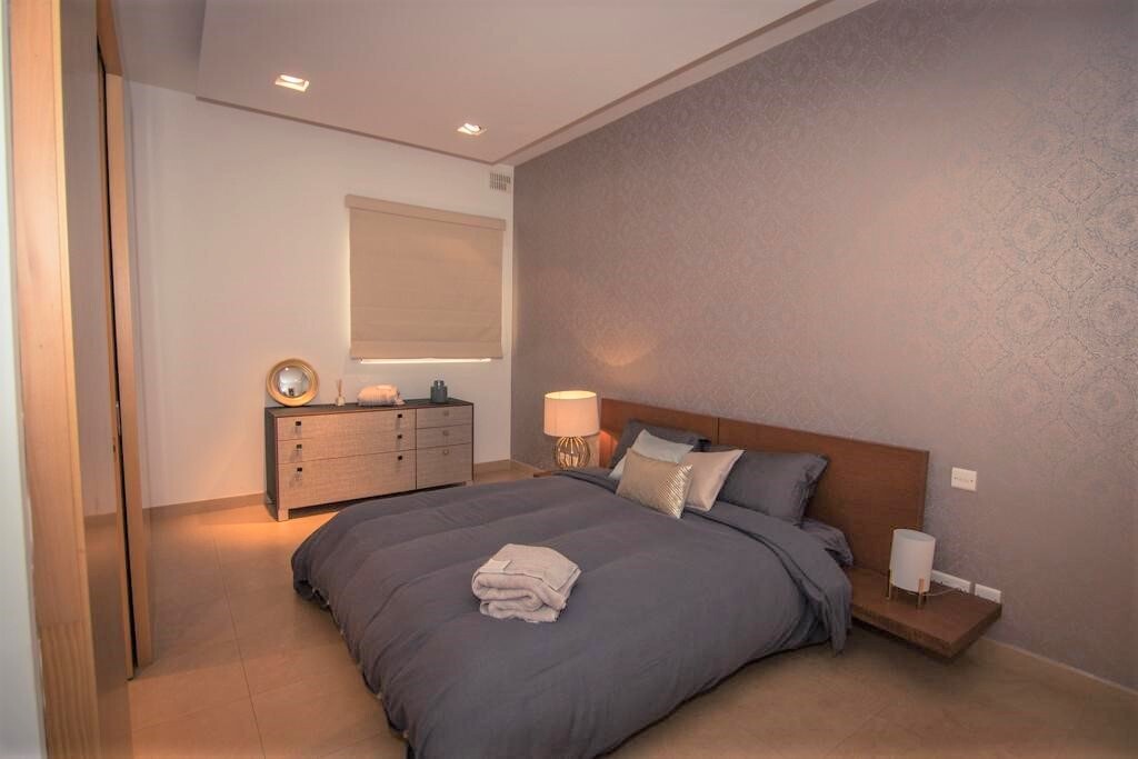 Sliema Seafront Penthouse's Image 6