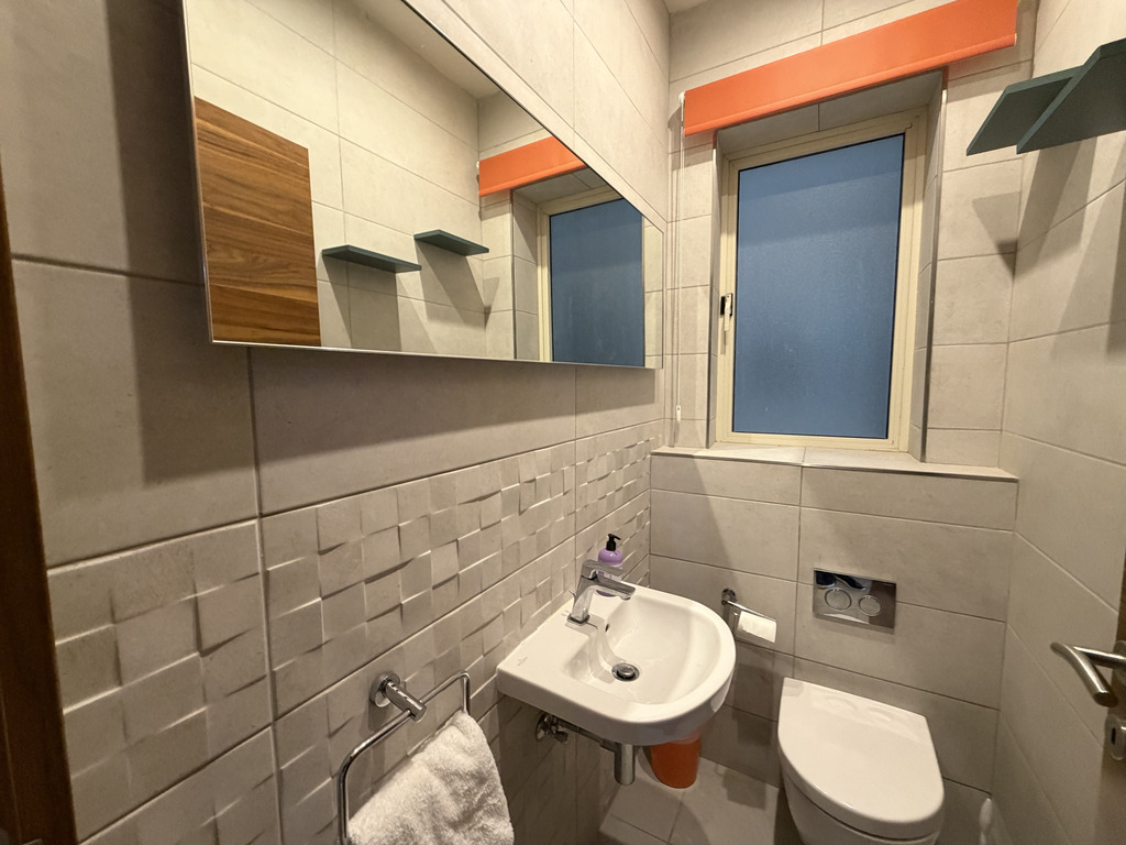 Portomaso, Furnished Apartment's Image 9