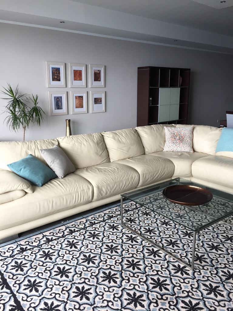 P_000827_LIVING_ROOM.jpg