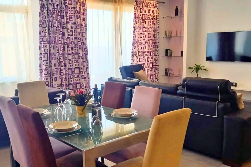 Sliema-Seafront-three-bedroom-Apartment-To-Let-Christies
