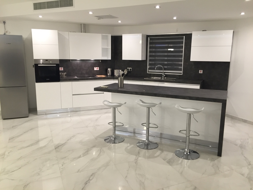 Ta' Xbiex, Furnished Apartment's Image 3