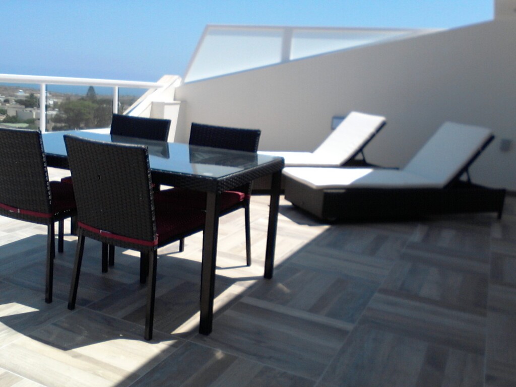P_000984_Terrace_Area.jpg