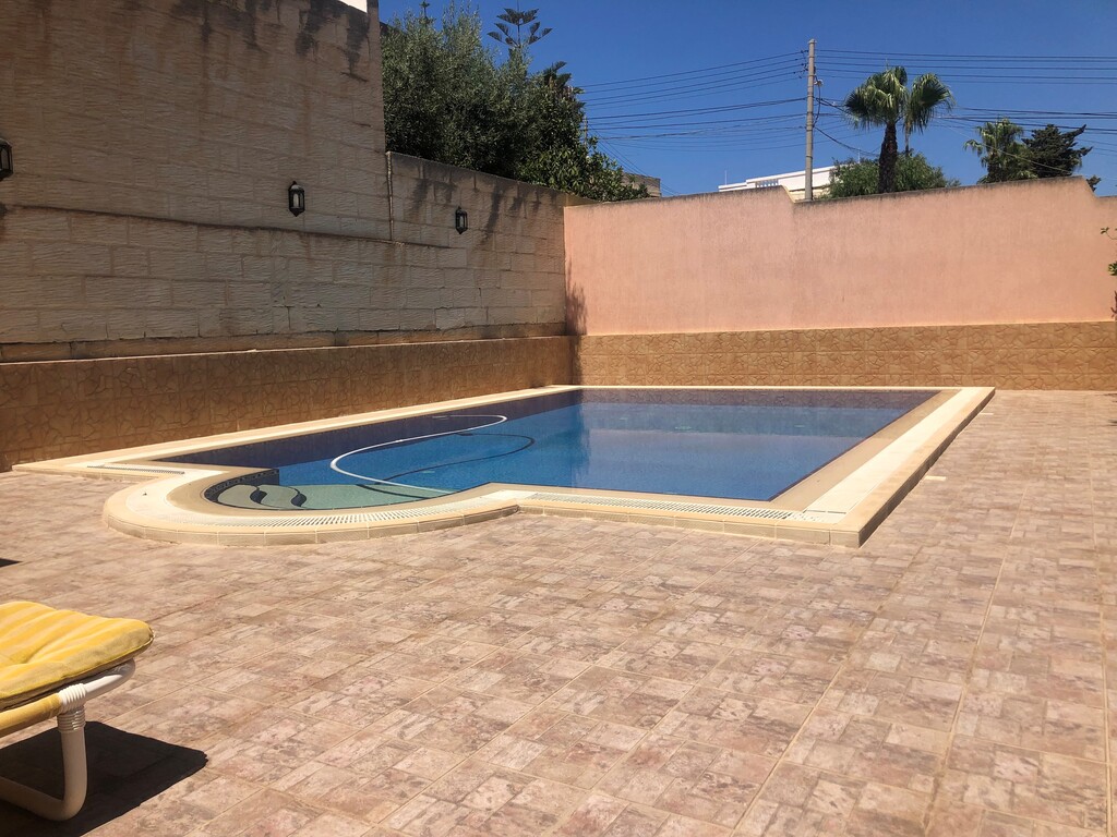 Madliena, Furnished Detached Villa's Image 5