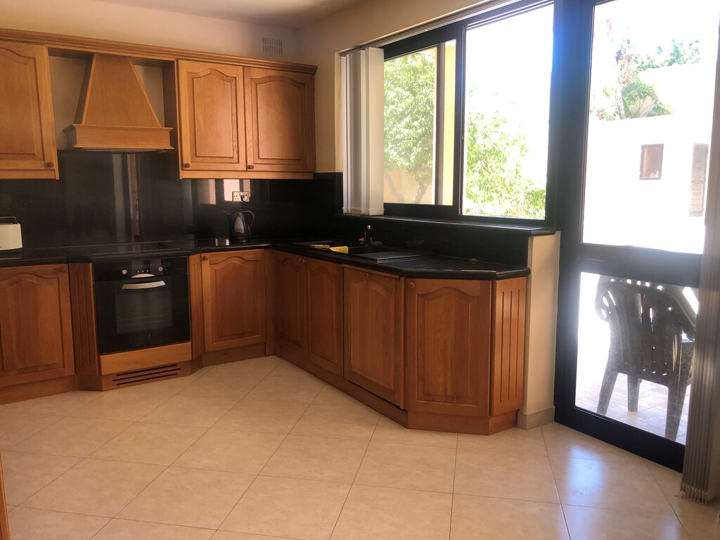 Madliena, Furnished Detached Villa's Image 10