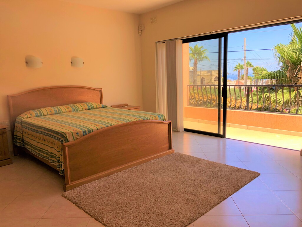 Madliena, Furnished Detached Villa's Image 14