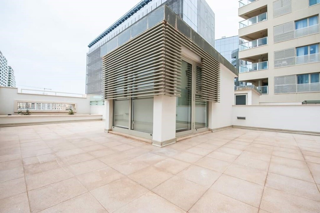 , Furnished Terraced House's Image 10