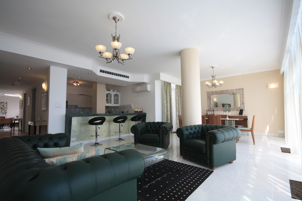 St Julians, Furnished Penthouse's Image 3