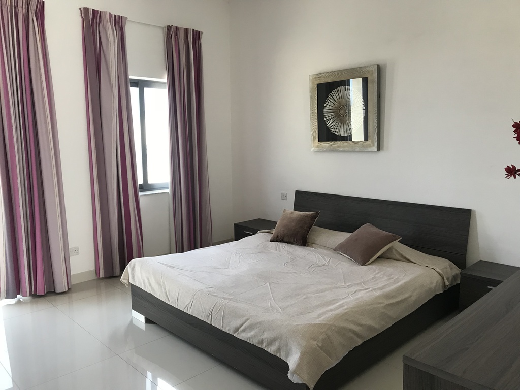 St Julians, Furnished Penthouse's Image 3