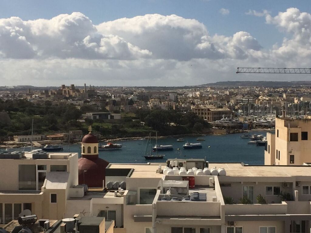 P_001193_Sliema-apartment-to-let