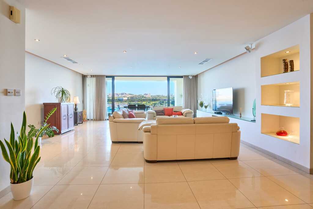 Sliema, Furnished Apartment's Image 3