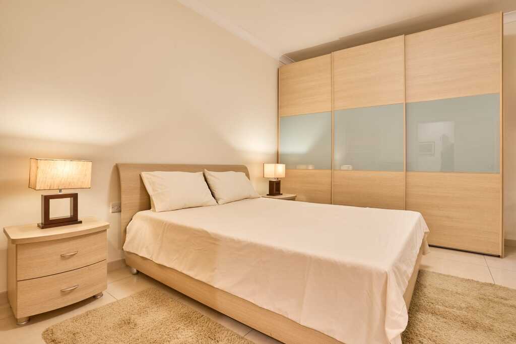 Sliema, Furnished Apartment's Image 11