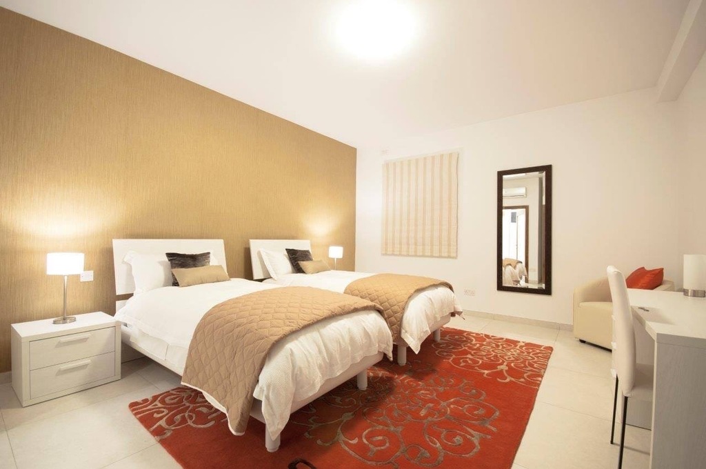 Sliema, Furnished Apartment's Image 8