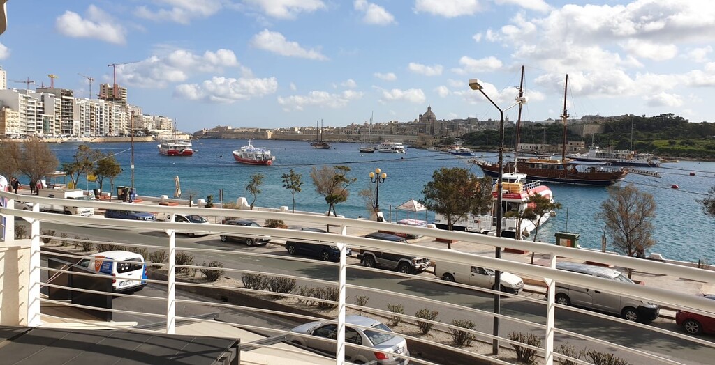 P_001242_view_of_Sliema_Creek_an