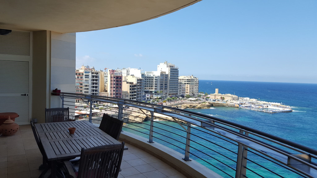 Sliema-furnished-apartment-christies-malta