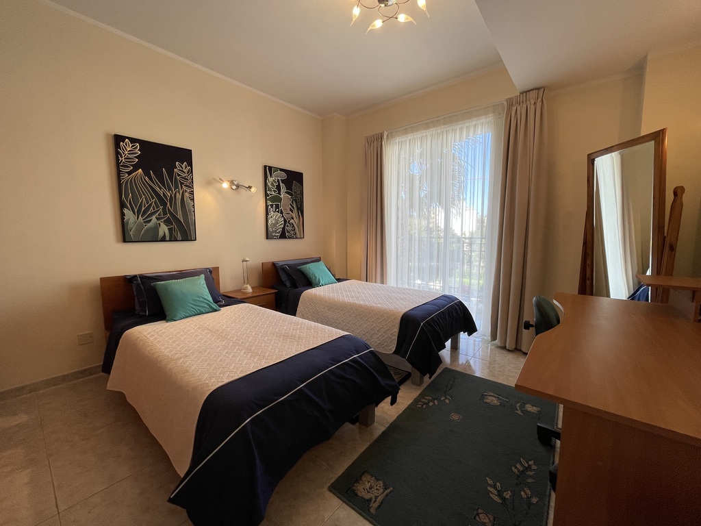 Portomaso, Furnished Apartment's Image 5