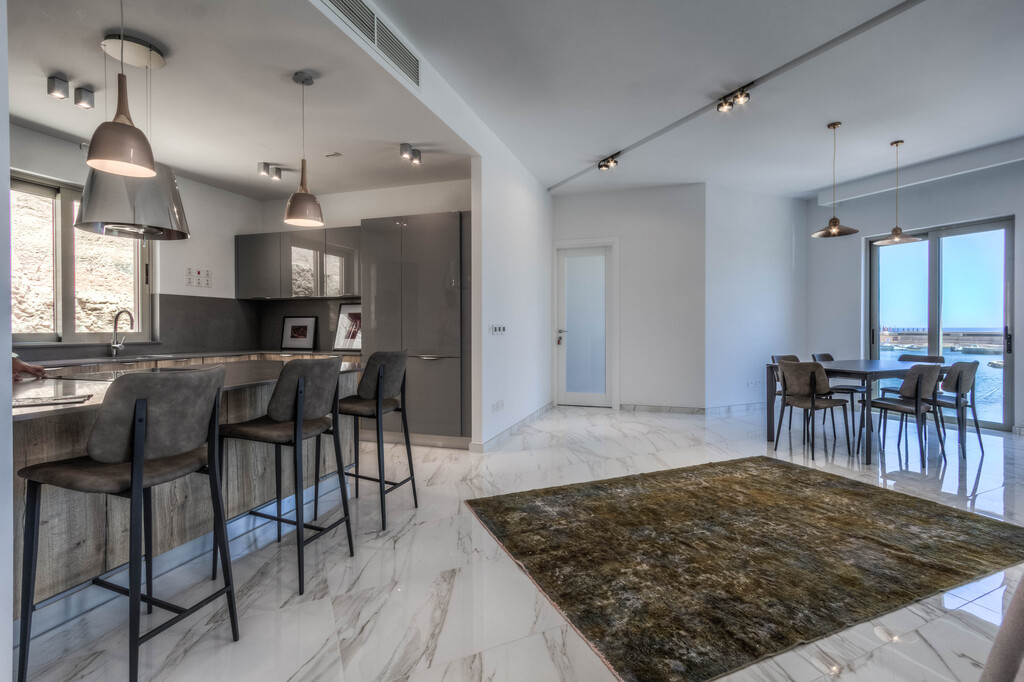 Portomaso Finished Apartment's Image 5