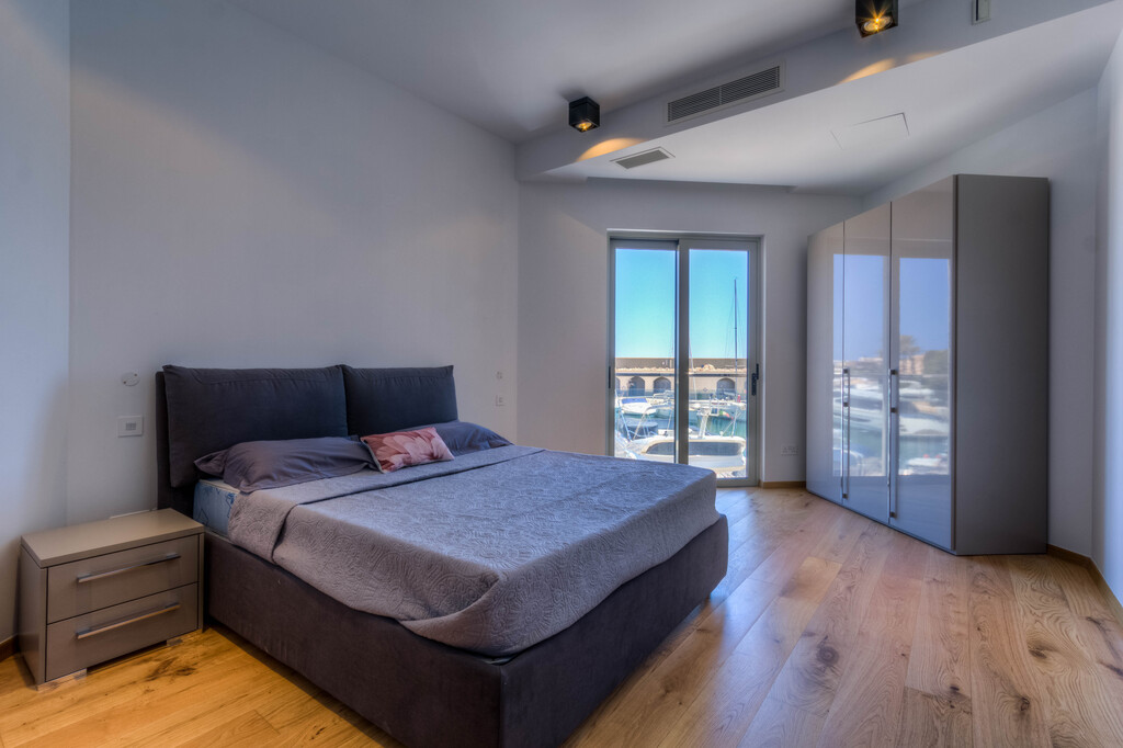 Portomaso Finished Apartment's Image 10