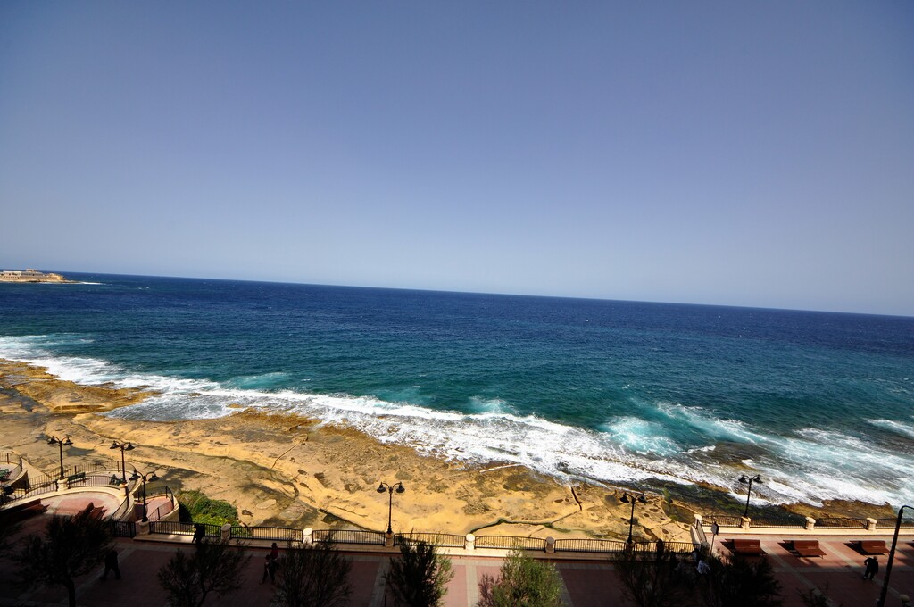 Sliema, Luxurious Finish Apartment's Image 9