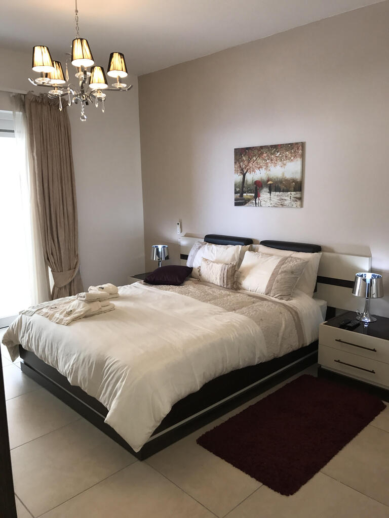 Fort Cambridge, Furnished Apartment's Image 6