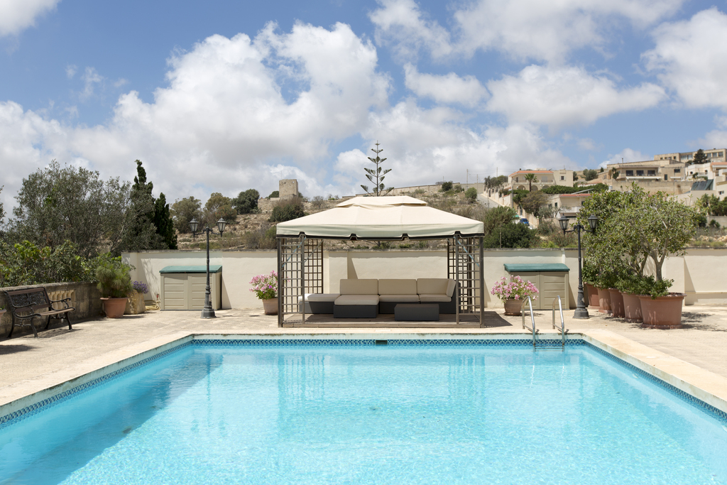 Iklin, Furnished Detached Villa's Image 5