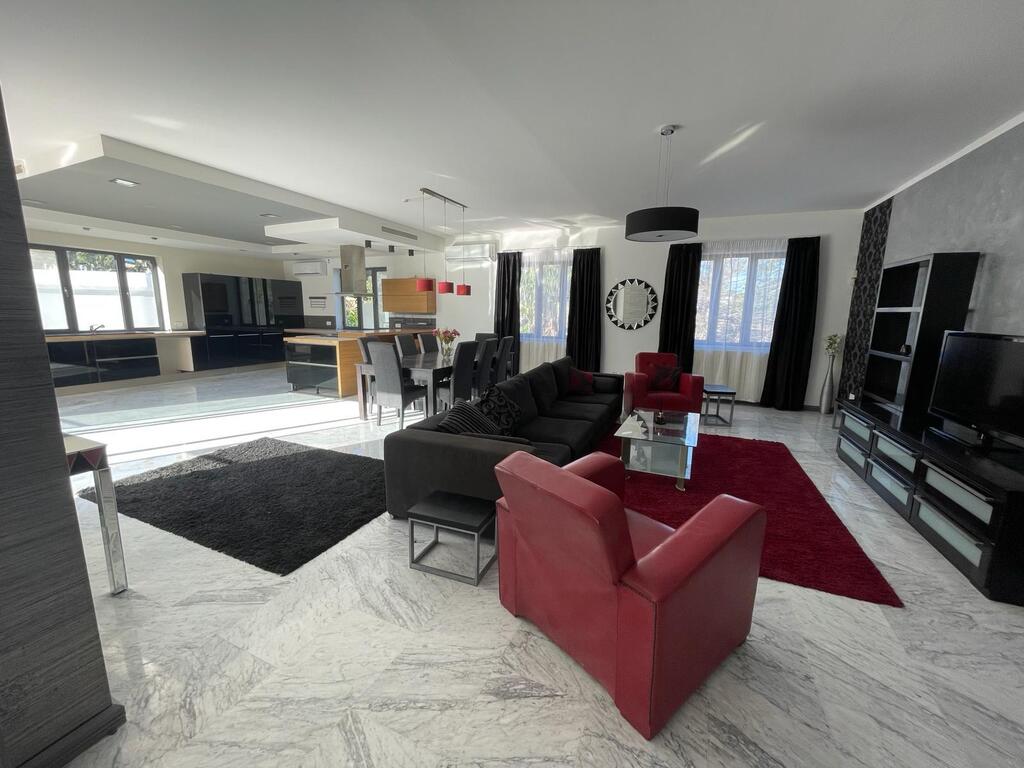 Mellieha_villa_to_let-17-oyster_christie's